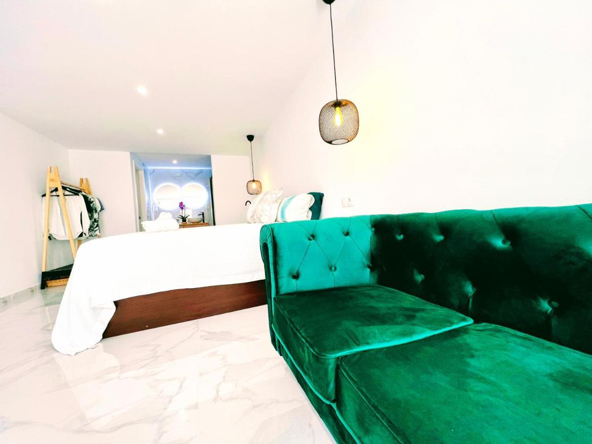 Apartament Garden Boutique El Faro Zewnętrze zdjęcie