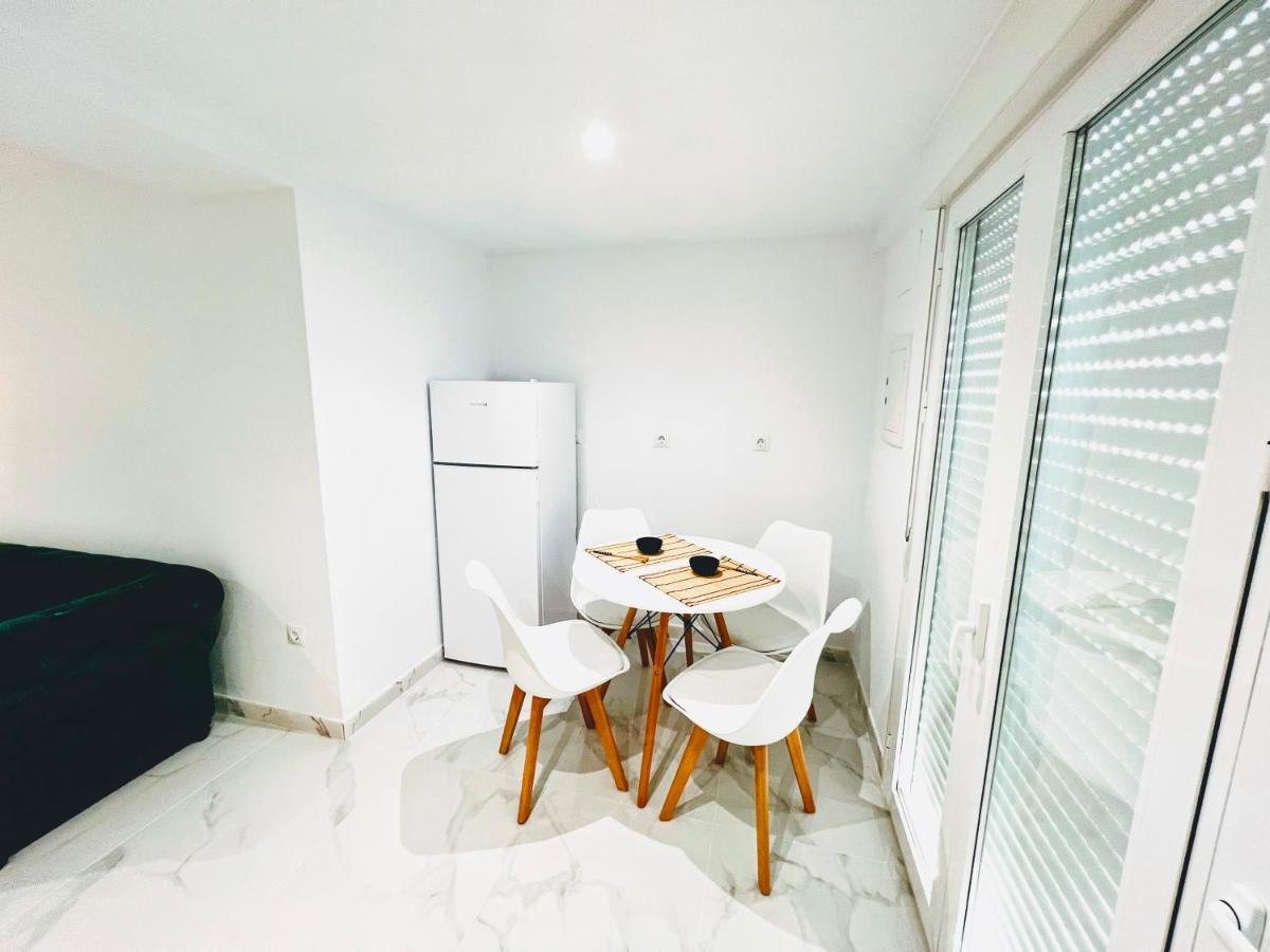 Apartament Garden Boutique El Faro Zewnętrze zdjęcie
